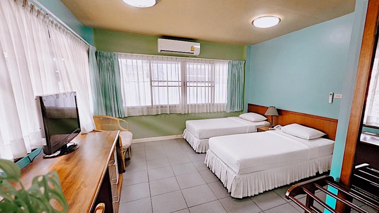 Birds And Bees Resort Pattaya Dış mekan fotoğraf